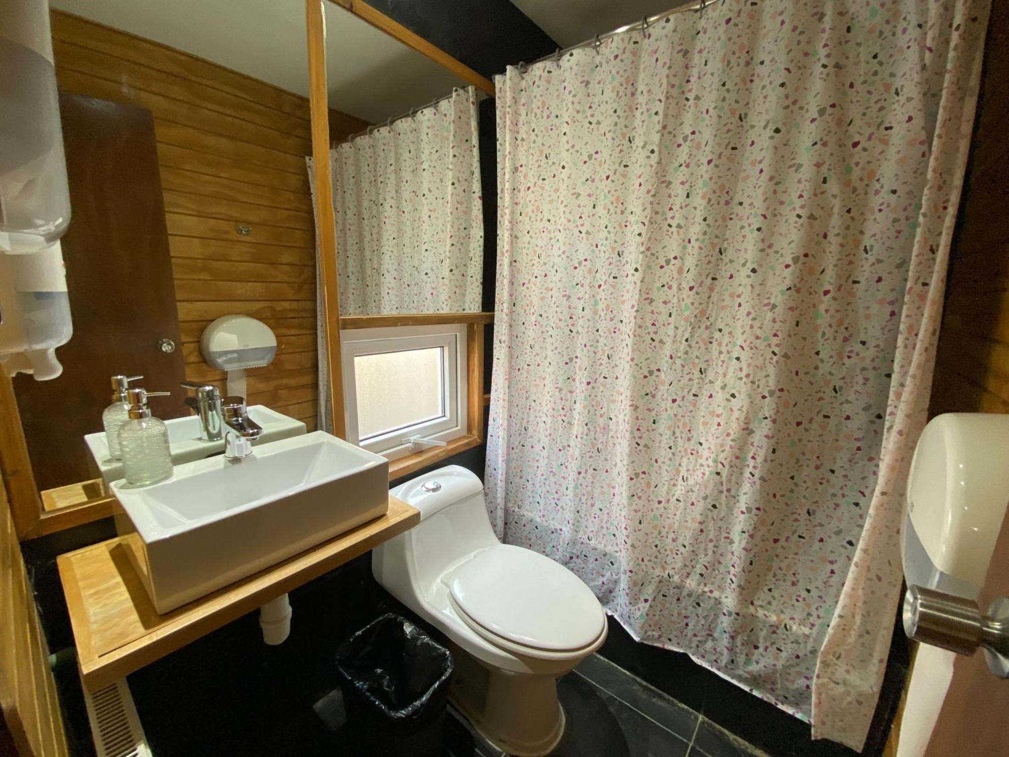 Almer Hostal ปุนตาอาเรนาส ภายนอก รูปภาพ